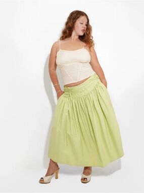 Ella Mae Twisting Vines Skirt - Honeydew